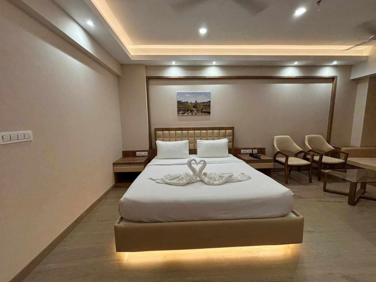 The Pearl Club Resort Shanti Niketan Luaran gambar