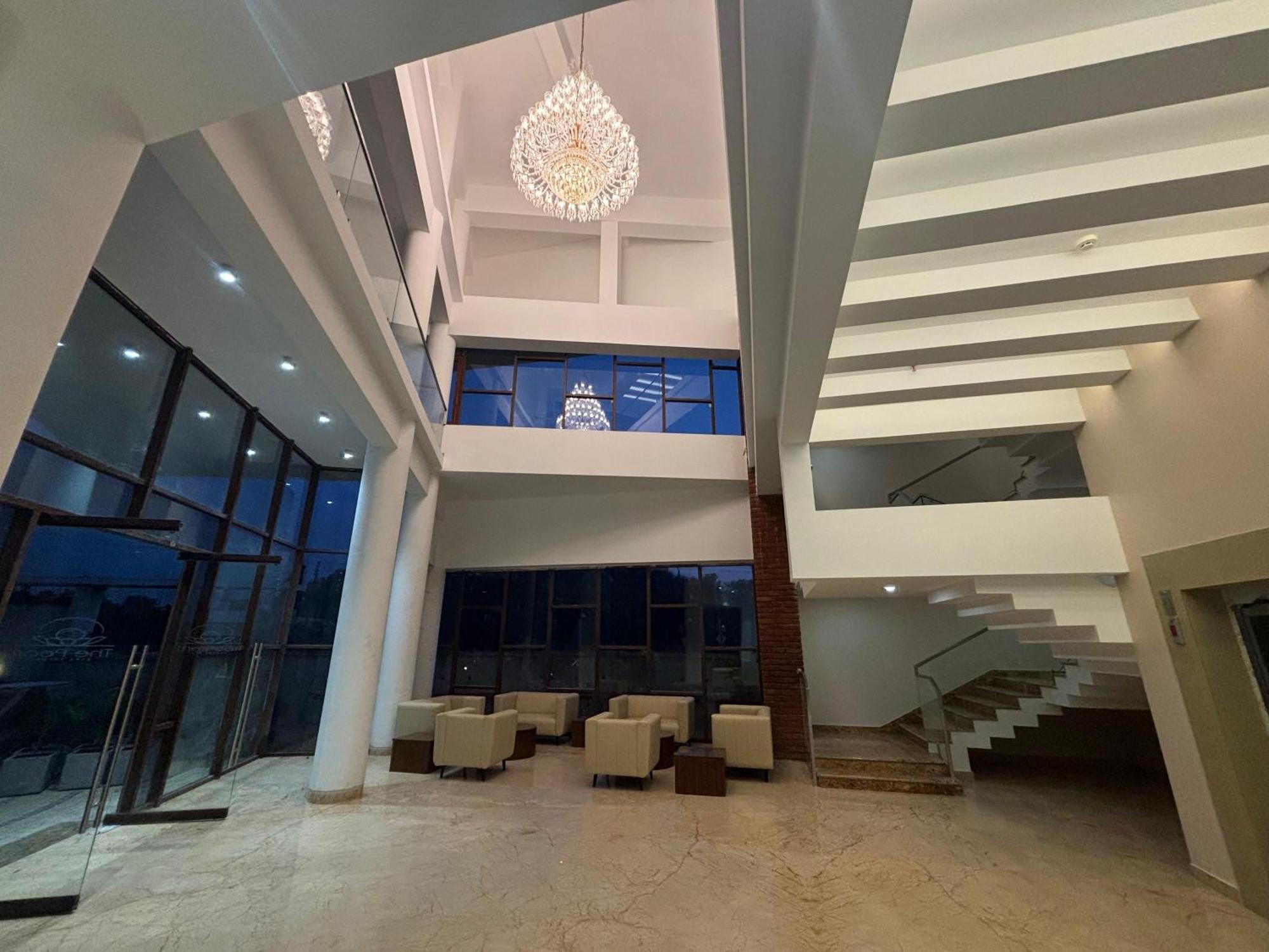 The Pearl Club Resort Shanti Niketan Luaran gambar