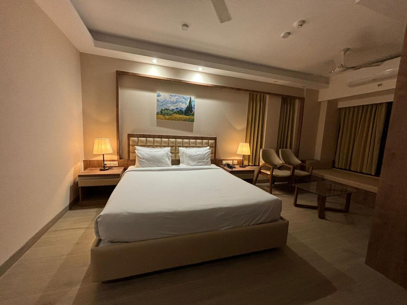 The Pearl Club Resort Shanti Niketan Luaran gambar