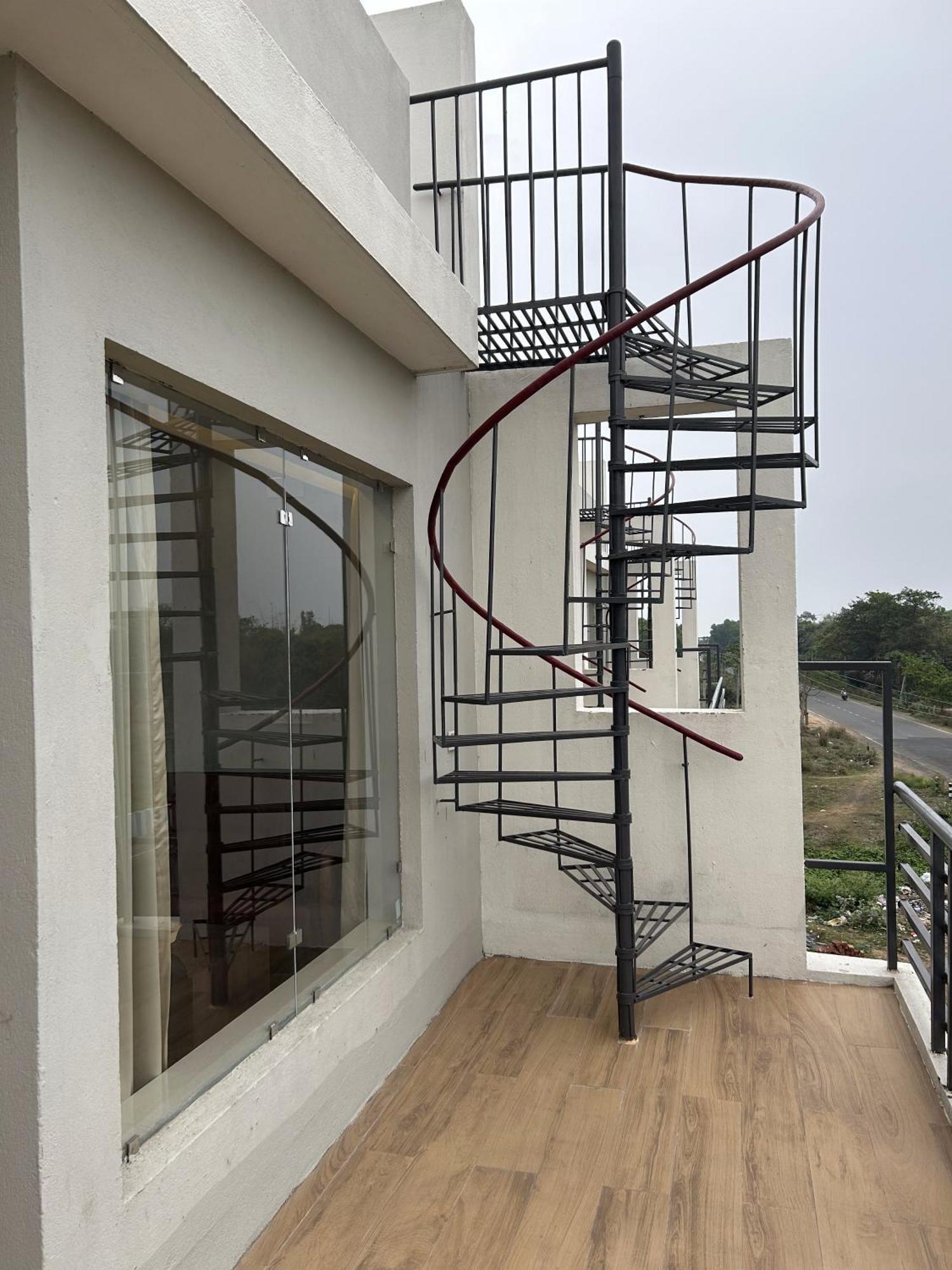The Pearl Club Resort Shanti Niketan Luaran gambar