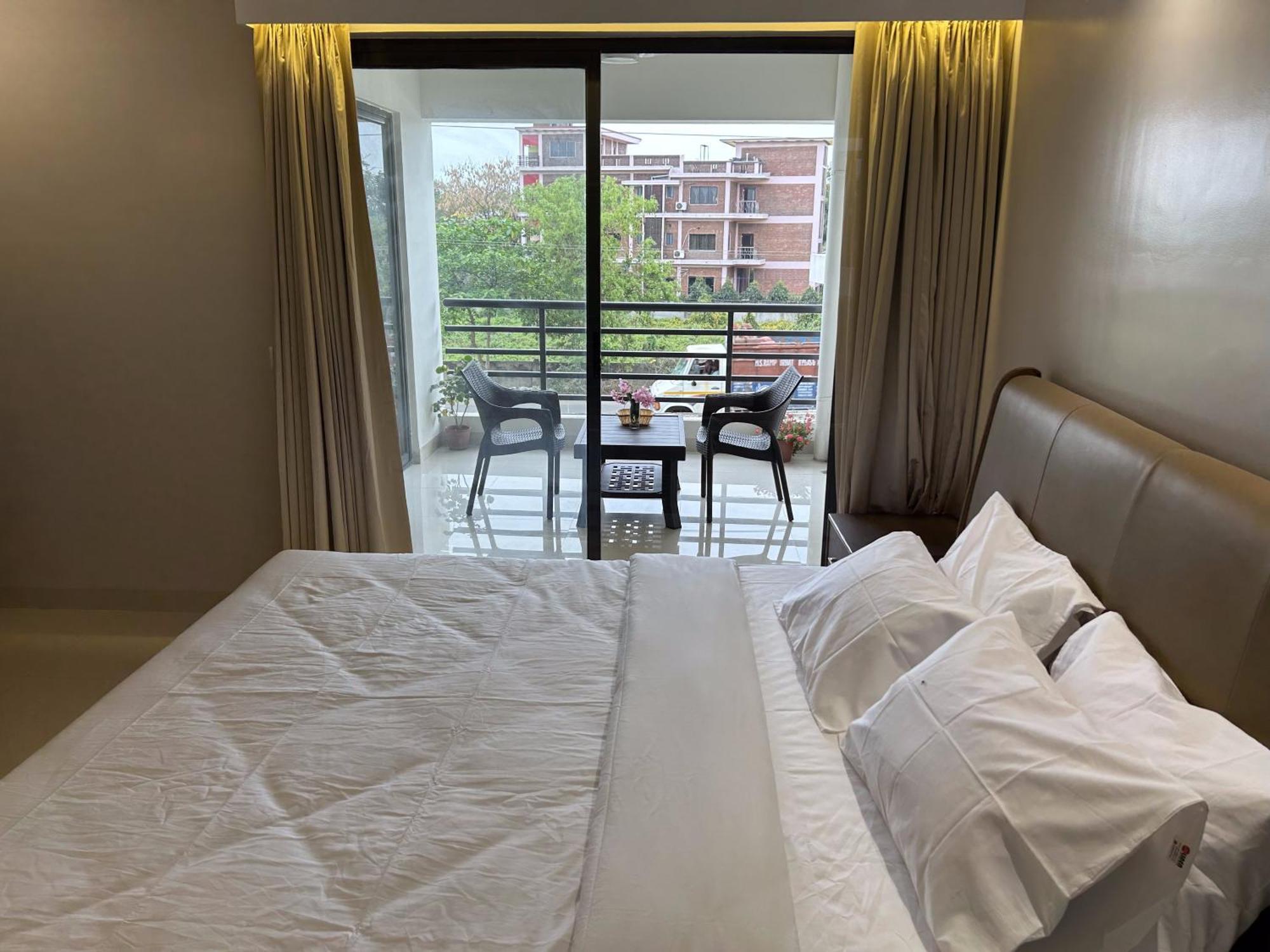 The Pearl Club Resort Shanti Niketan Luaran gambar