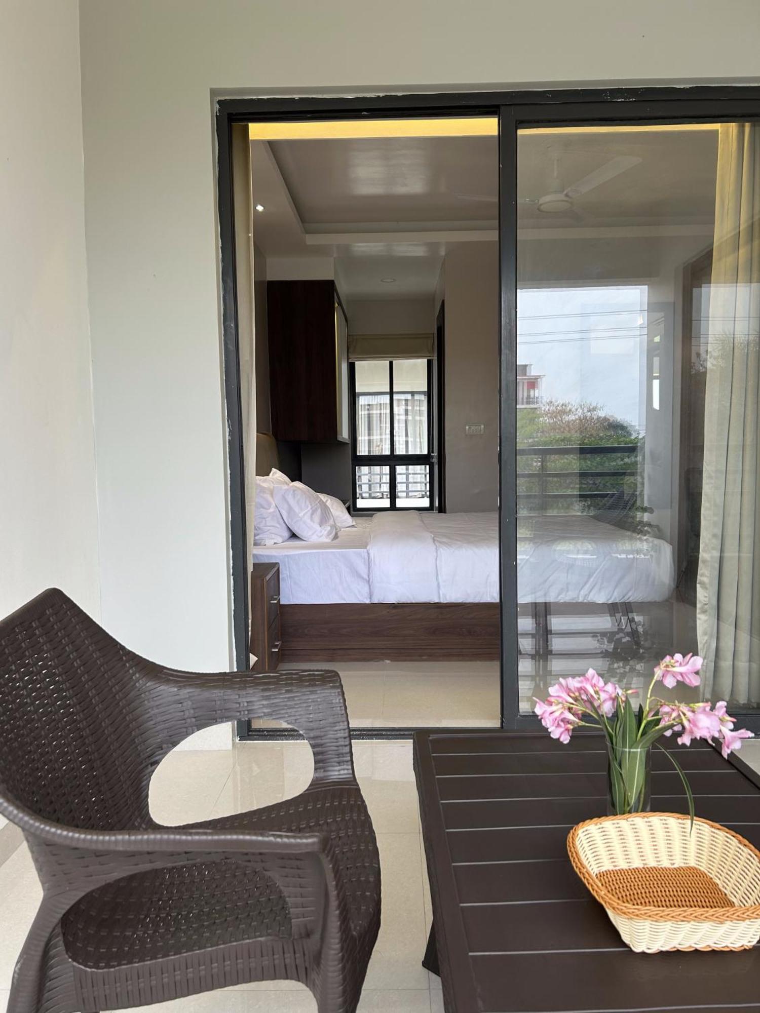 The Pearl Club Resort Shanti Niketan Luaran gambar