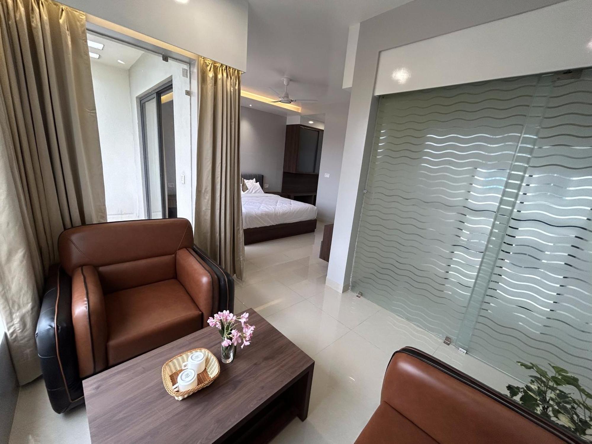 The Pearl Club Resort Shanti Niketan Luaran gambar